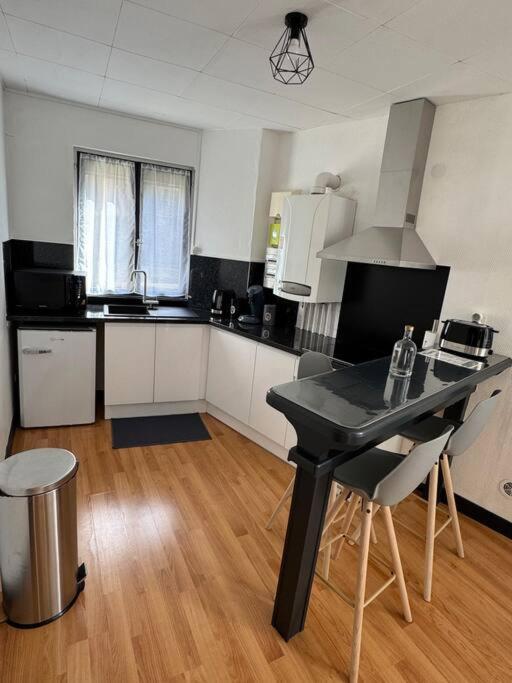 Luxury Room - Havre De Paix Avec Jacuzzi Prive Bar-le-Duc Εξωτερικό φωτογραφία